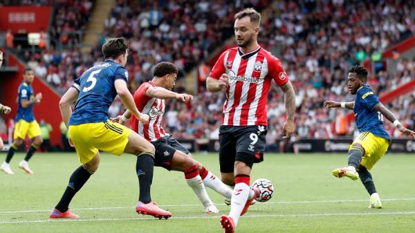 Bàn mở tỷ số trận Southampton vs MU