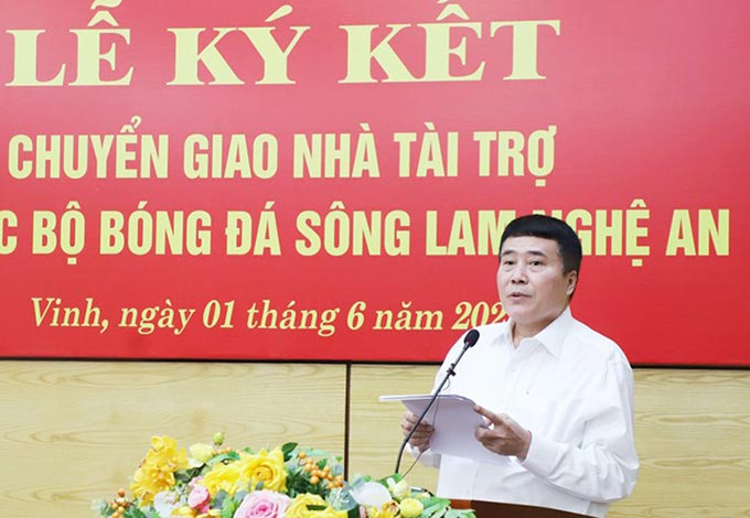 Chủ tịch CLB SLNA Trương Sỹ Bá chỉ muốn V.League 2021 dùng từ "huỷ"