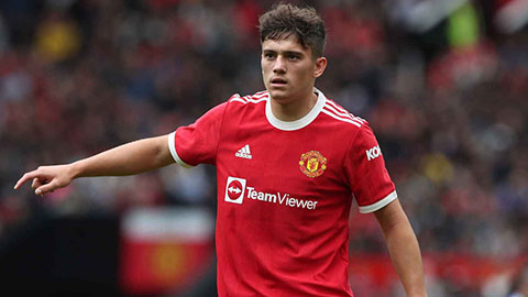 Man United sắp cho mượn Daniel James sau khi có Ronaldo