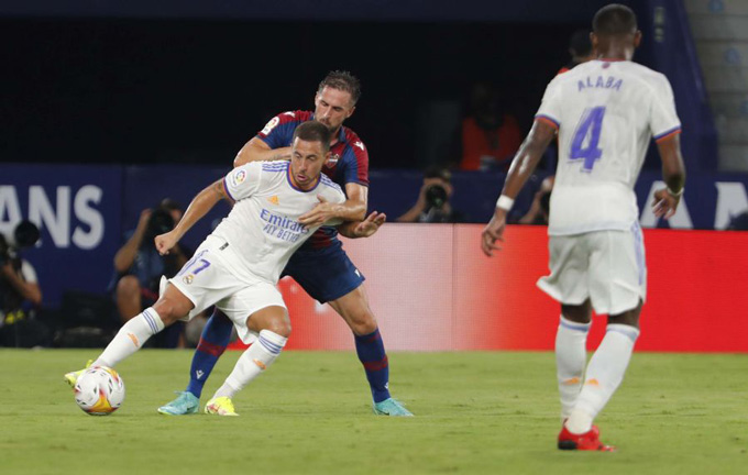 Hazard tiếp tục có màn trình diễn tệ ở trận Levante vs Real