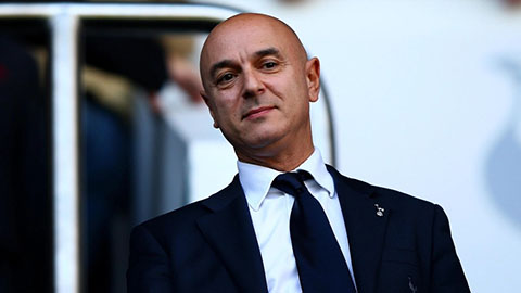 Chủ tịch Daniel Levy thường chơi trò “hứa xong rồi quên”