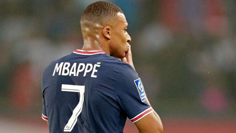 Kroos 'gợi ý' Mbappe sẽ gia nhập Real Madrid