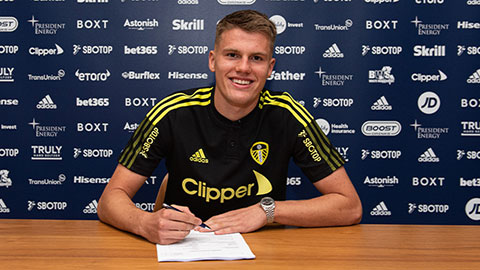 Leo Hjeld gia nhập Leeds United