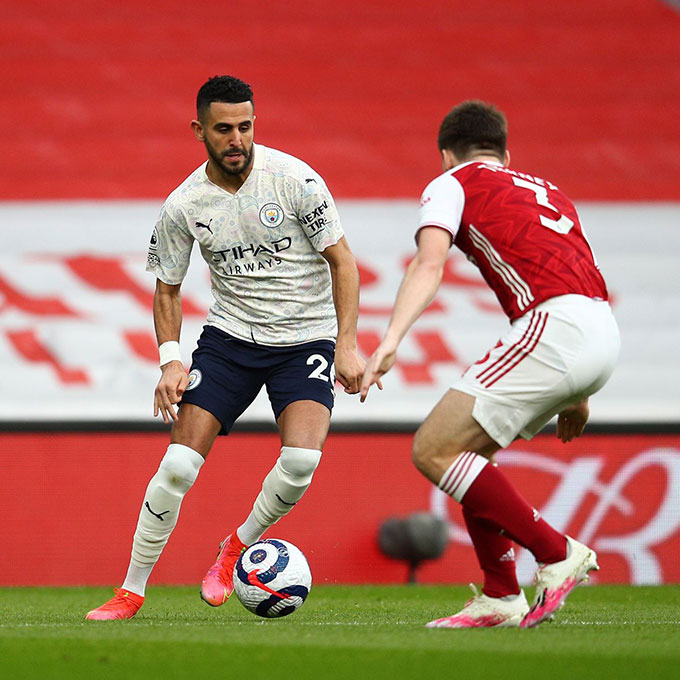 Riyad Mahrez vs Kieran Tierney