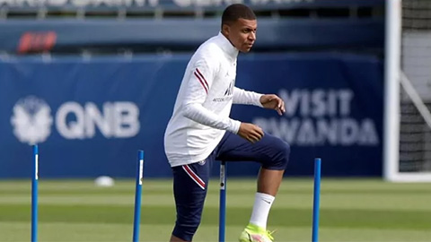 Real cần 17 nước đi trên TTCN để theo đuổi Mbappe