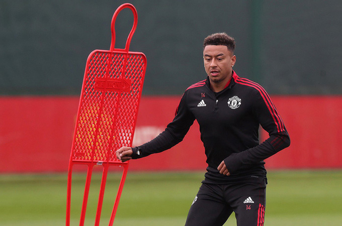 Lingard mới có 4 phút ra sân cho MU mùa này