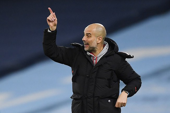 Guardiola liên tục phải xoay đội hình Man City từ đầu mùa. Ảnh: Reuters.