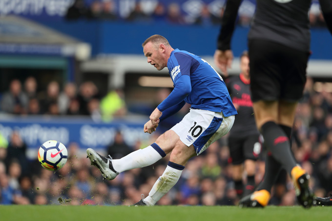 Rooney thi đấu 1 mùa cho Everton trong lần thứ 2 khoác áo