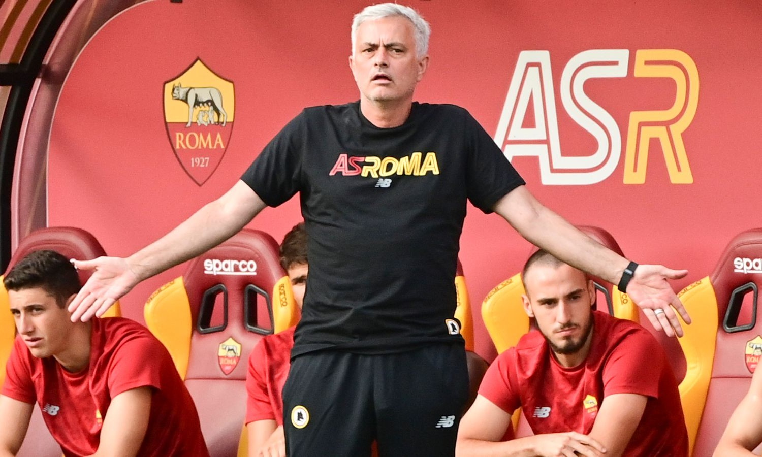 Sức hút của Mourinho vẫn rất lớn tại Serie A