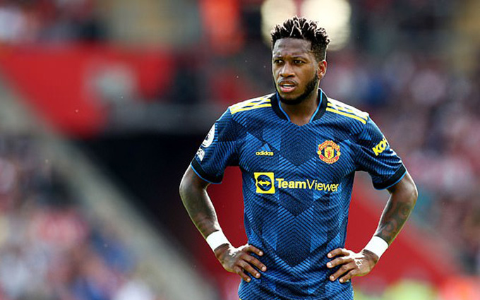 Fred bị huyền thoại Keane chỉ trích ở trận hòa Southampton