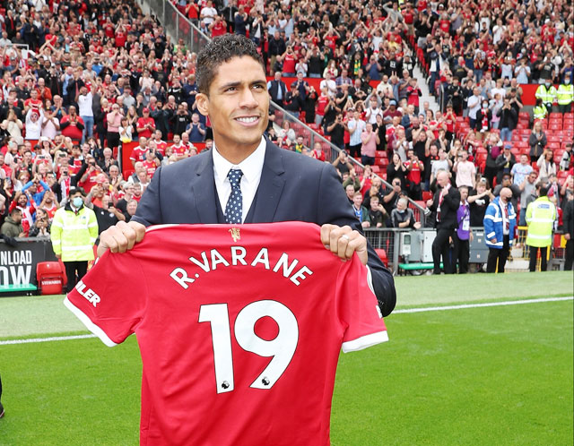 Varane đã có màn ra mắt ấn tượng tại Old Trafford cách đây 2 tuần