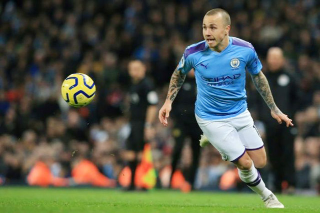 Angelino chưa quên quãng thời gian thất sủng tại Man City