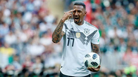 Jerome Boateng vẫn 'hận' Uli Hoeness