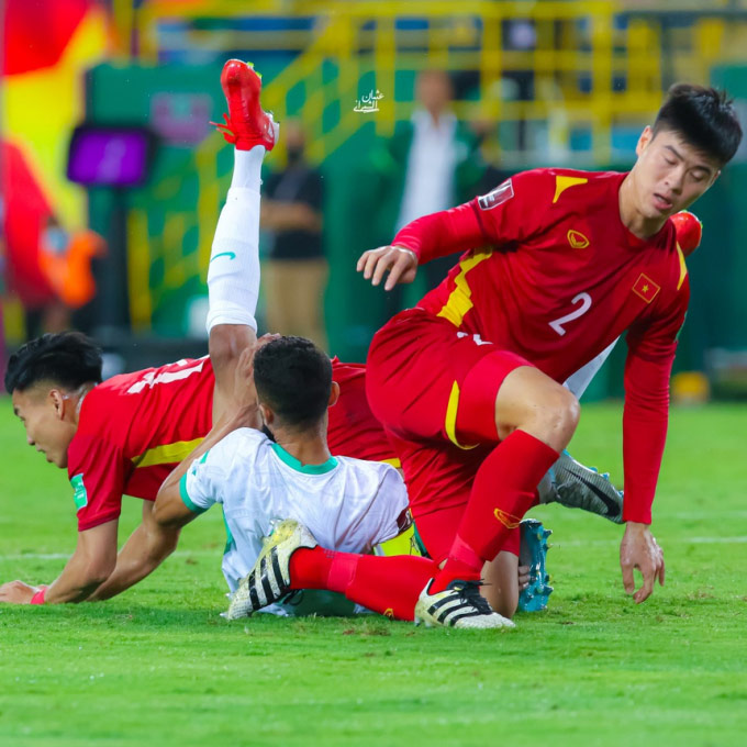 Duy Mạnh là một trong số những cầu thủ chơi ấn tượng nhất trong đội hình ĐT Việt Nam