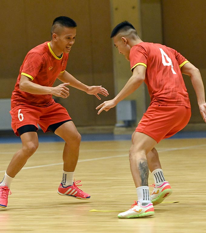 ĐT futsal Việt Nam đã sẵn sàng cho cuộc đối đầu với Brazil. Ảnh: Quang Thắng