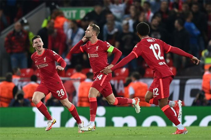 Henderson ấn định thắng lợi 3-2 cho Liverpool