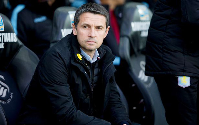 Garde tự chôn vùi sự nghiệp ở Aston Villa