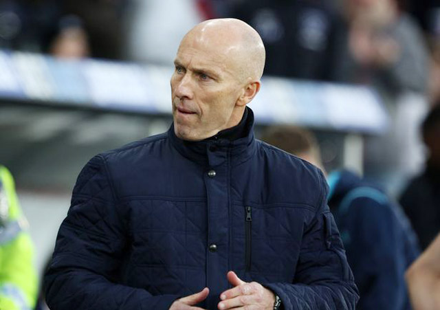 Swansea là một trải nghiệm buồn với Bob Bradley