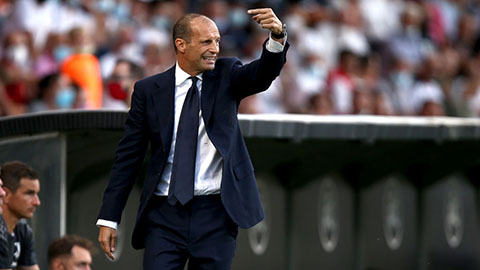 Juventus có chiến thắng đầu tiên, Allegri thở phào