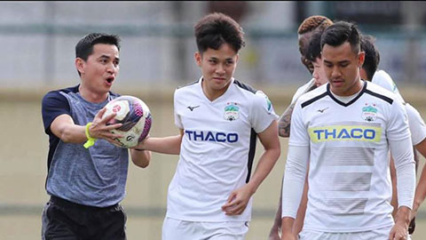 Kiatisak đặt ra 9 mục tiêu để HAGL vô địch V.League 2022