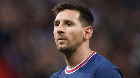 Nhìn lại tháng đầu tiên Messi ở PSG: Mờ nhạt trong sân, rạng rỡ ngoài sân