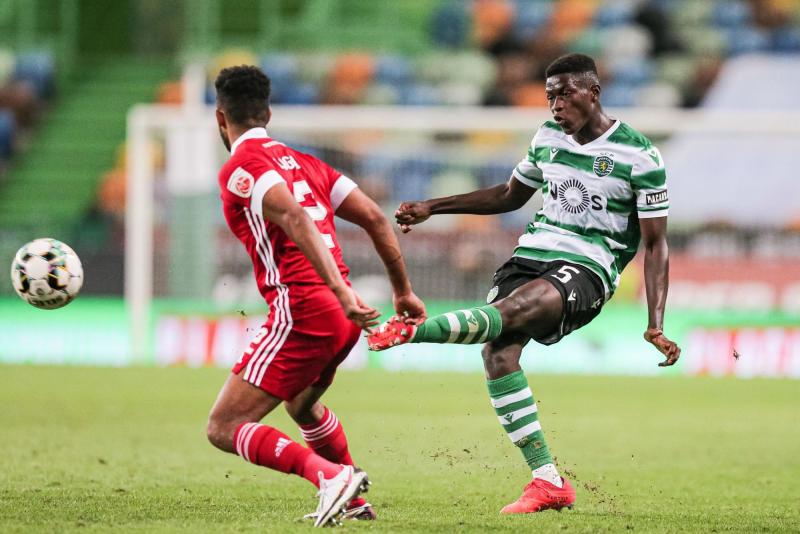 Nuno Mendes bùng nổ tại Sporting mùa trước