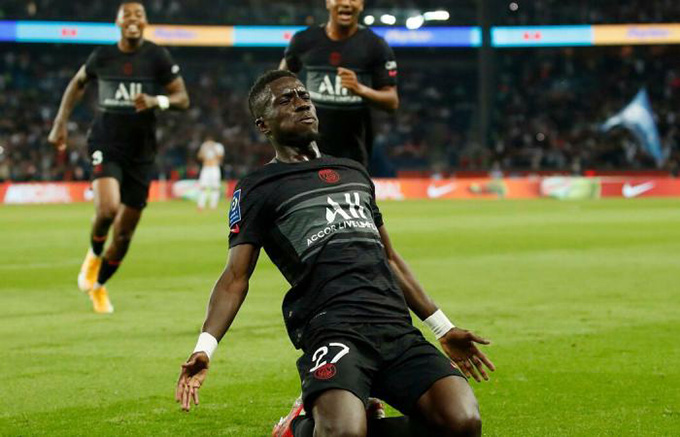 Gueye mở tỷ số trận đấu PSG vs Montpellier