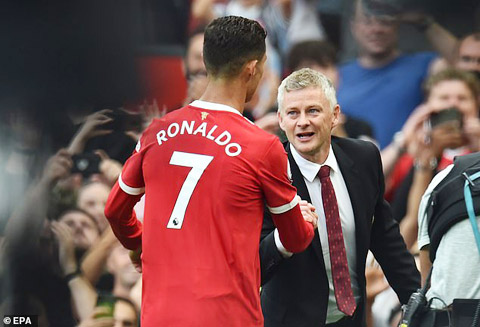 Ronaldo sẽ giúp M.U hồi sinh lại văn hoá chiến thắng