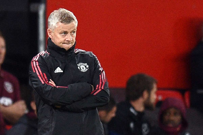 Solskjaer lại mất đi cơ hội giành 1 danh hiệu với MU