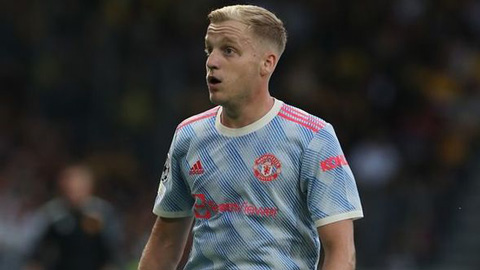 Van de Beek bị chê bai thậm tệ ở trận Young Boys vs Man United