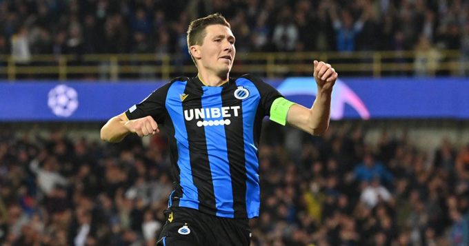 Vanaken gỡ hòa 1-1 cho Club Brugge ở phút 27