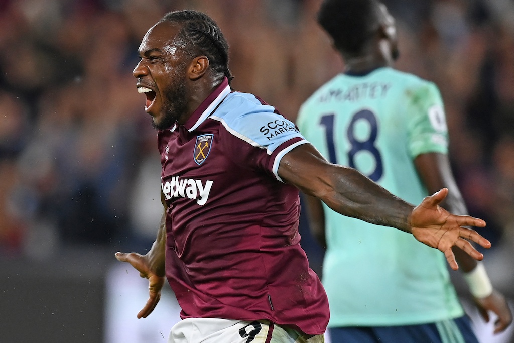 Michail Antonio sẽ lại “nổ súng” chính xác