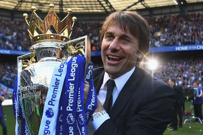 Conte đã giúp Chelsea vô địch Ngoại hạng Anh 2016/17