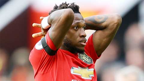 Fred, 'chú ong lạc vườn' ở Old Trafford