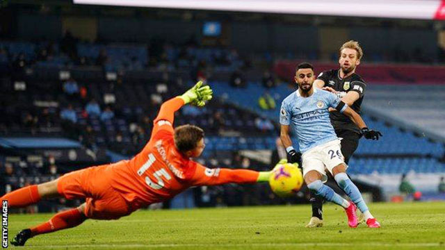  Man City (áo xanh) thường xuyên thắng đậm Burnley.