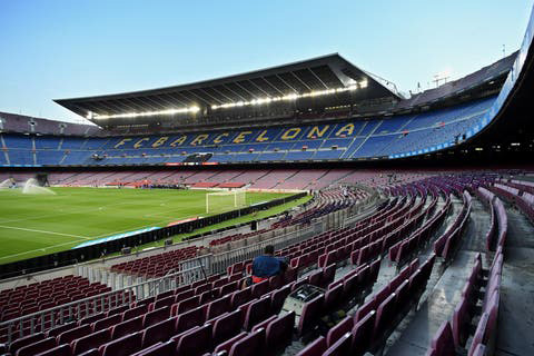 Chất lượng sân Nou Camp đang dần xuống cấp