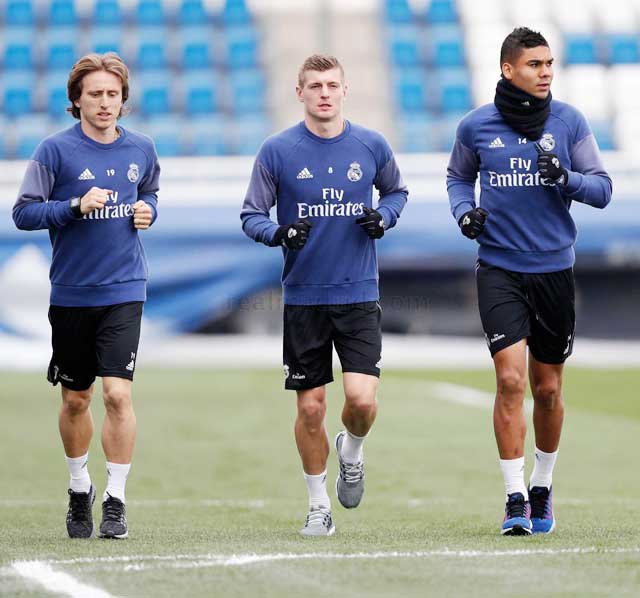 Cả Modric, Kroos lẫn Casemino (từ trái qua) đều đang có dấu hiệu sa sút