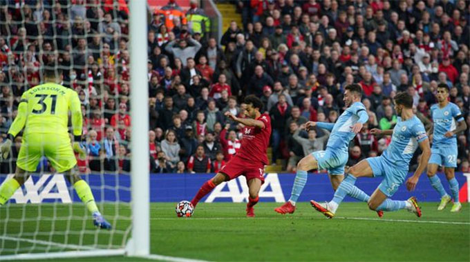 Salah lập siêu phẩm vào lưới Man City