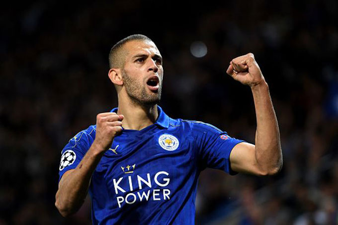 Slimani không đòng góp được nhiều cho Leicester sau gần 5 năm