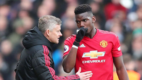 HLV Solskjaer hé lộ sự thật về câu chuyện bị Pogba 'từ mặt'