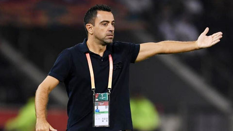 Barca liên lạc với Xavi