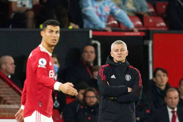 HLV Zidane không muốn sắm vai kẻ “chữa cháy” cho Solskjaer