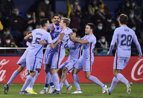 Dù thắng Villarreal, nhưng các CĐV Barca vẫn không hài lòng với lối chơi của đội nhà