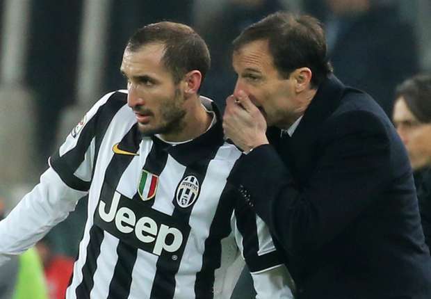 Việc phải cày ải liên tục dưới thời HLV Allegri khiến Chiellini dính chấn thương nặng