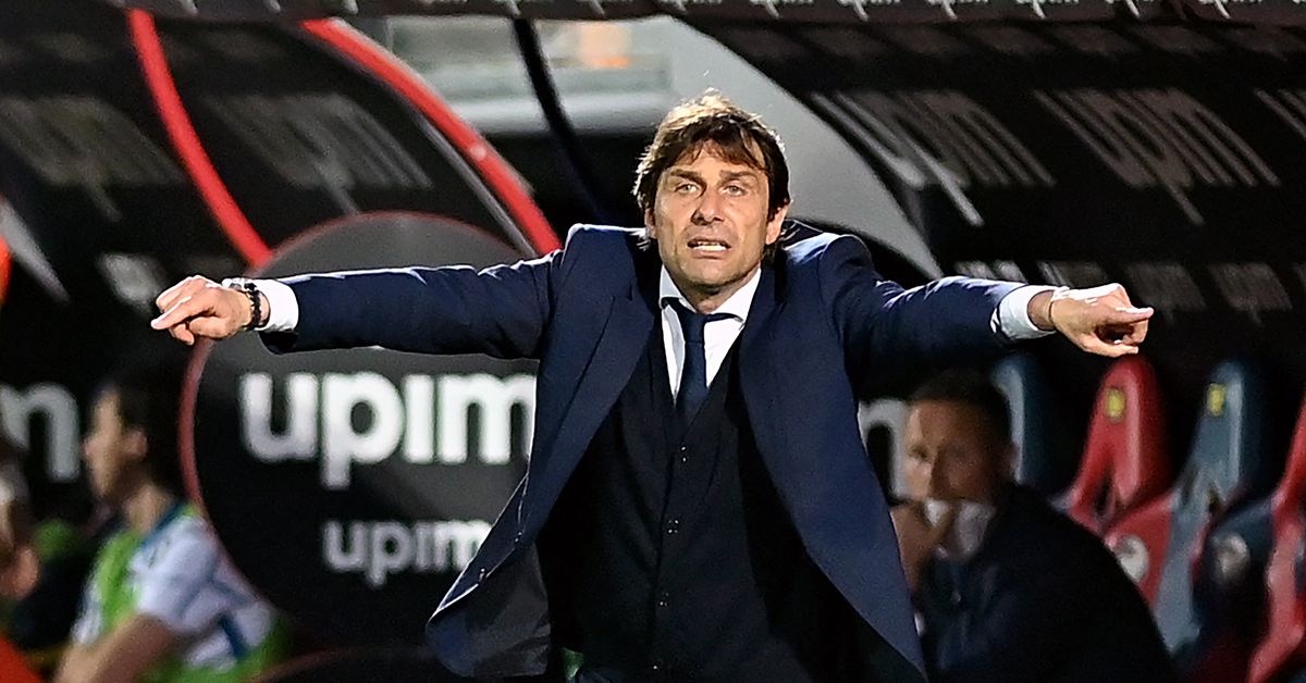 Tháng 5/2021, Conte cũng giúp Inter vô địch Serie A, chấm dứt 11 năm trắng danh hiệu