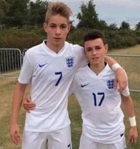 Smith Rowe và Foden thời  còn khoác áo U16 Anh