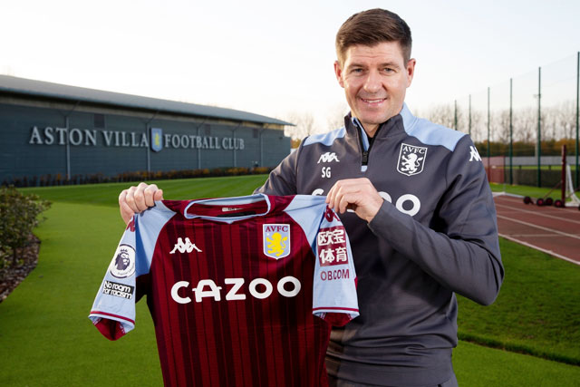 Steven Gerrard trong ngày ra mắt Aston Villa