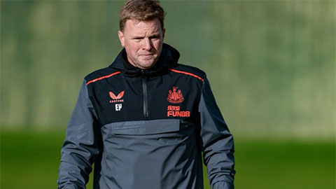 HLV Eddie Howe chưa ra mắt Newcastle đã gặp hạn