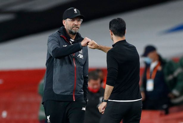 Klopp là đối thử quá lớn so với Arteta