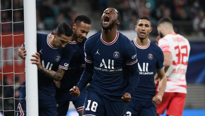 PSG chỉ có 1 điểm dù Wijnaldum lập cú đúp